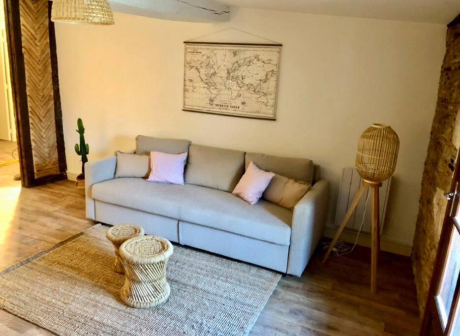 Appartement Au Coeur Du Centre Historique Bergerac Esterno foto